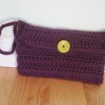 Crochet wristlet, handbag -..